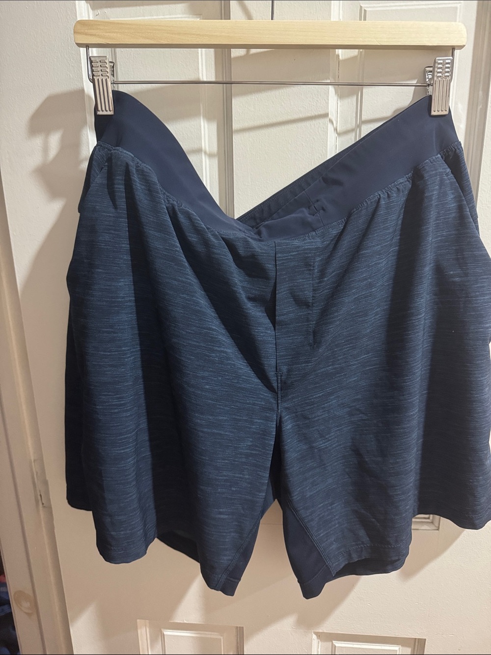 lululemon athletica Men's Navy Athletic Shorts